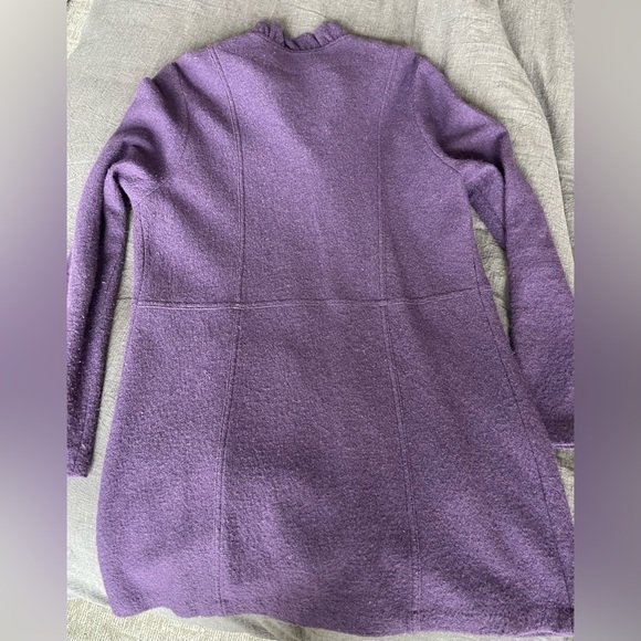 J McLaughlin Purple Long Sweater Coat Ruffles Buttons 100% Wool Size M - Picture 6 of 8